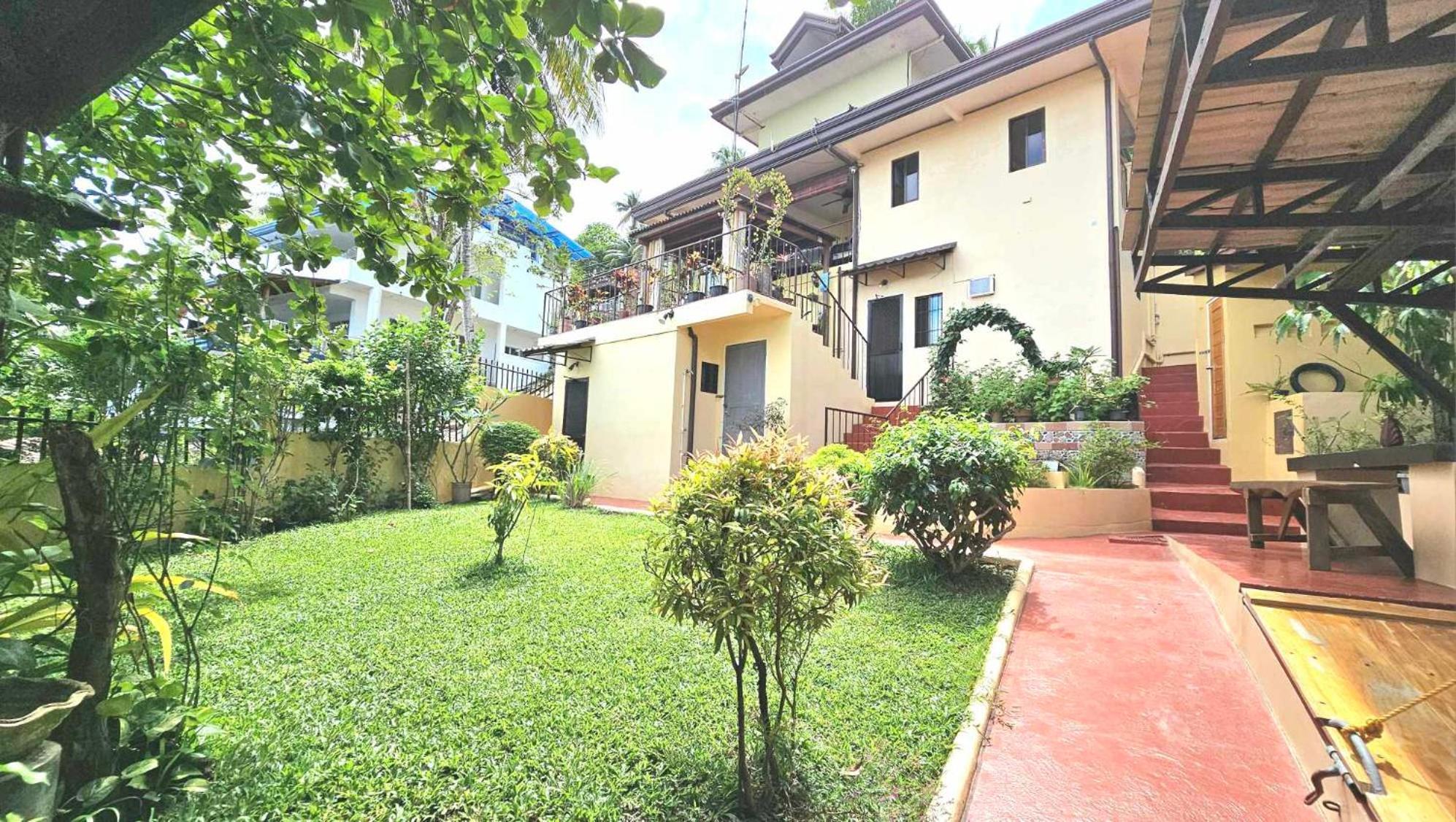 Eagles Nest Beach Resort Davao Екстер'єр фото