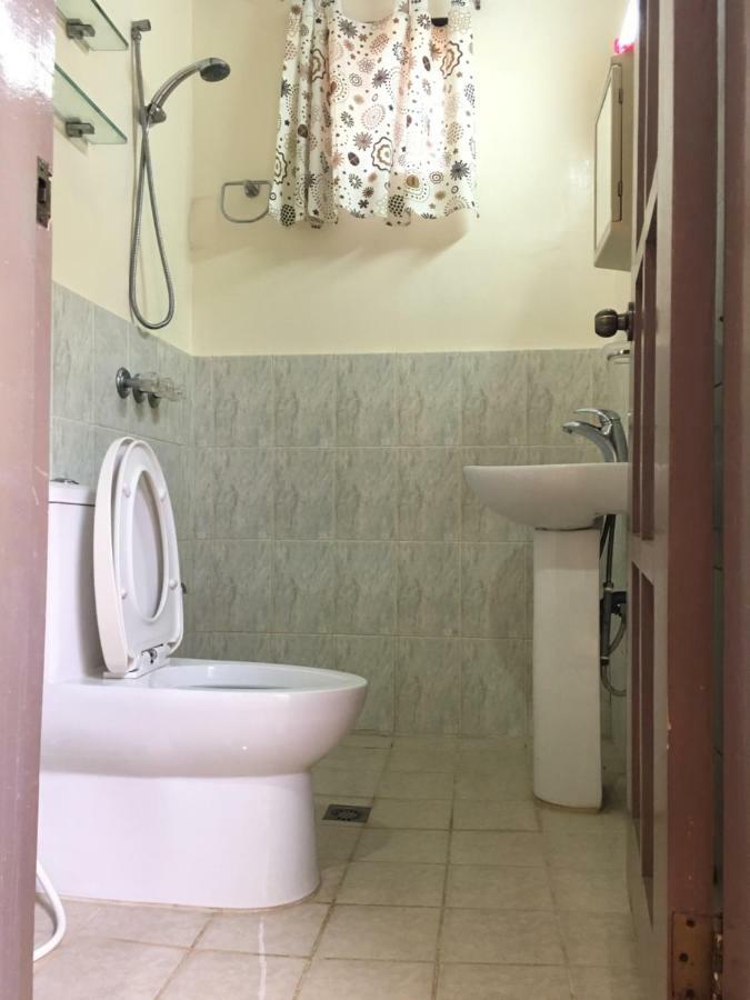 Eagles Nest Beach Resort Davao Екстер'єр фото
